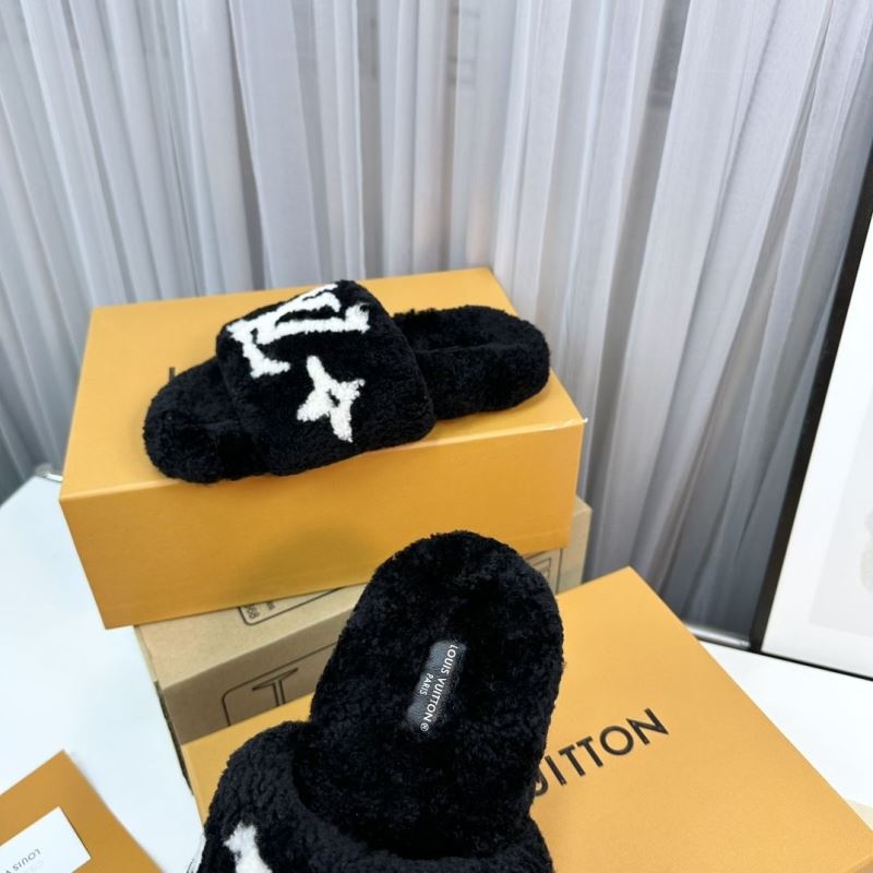 Louis Vuitton Slippers